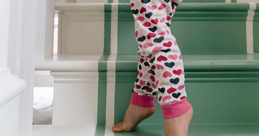 What it means when your toddler is toe-walking - Today's Parent