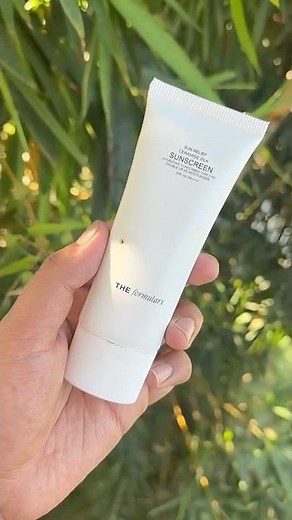 Award winning sunscreen review | The Formularx Sun Relief Ceramide Silk Sunscreen @theformularx