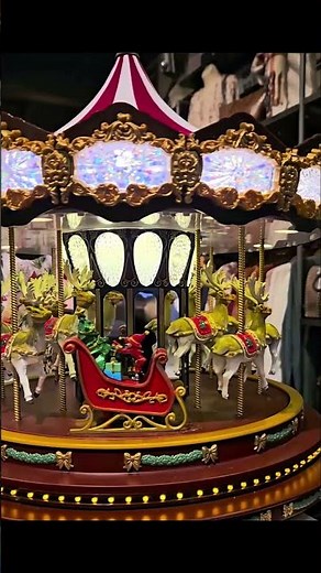 Christmas Merry Go Round Carousel #merrygoround #carousel #christmasdisplay