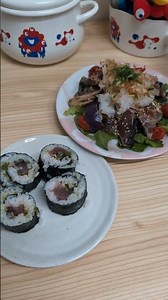 毎日食べたい焼き夏野菜🍆🍅500円のカツオのたたきで、さっぱり夏ごはん☺️ #お昼御飯のご紹介です