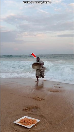 Sea Waves Challenge with Maggi 😳