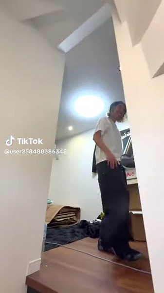 #越ビビりを脅かした結果wwwww#shorts #おもしろ動画#ビビり#ドッキリ#あるある#トラウマ #呪術廻戦 #真人#術式#無為転変#声真似 #ネタ