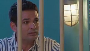 Javier se encuentra en una situación muy complicada... 🌐 ¡La historia de #VencerElPasado tiene muchos secretos que revelar! De lunes a viernes a las 8:30 p. m. MEX #ConLasEstrellas y #ConLaFrenteEnAlto | Novelas Las Estrellas