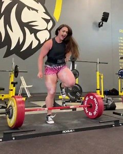 3.9K views · 149 reactions | Amanda Lawrence takes 567lbs/257.5kg! -...