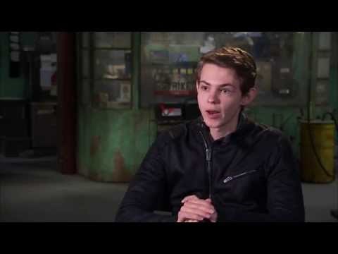 Heroes Reborn Interview - Robbie Kay