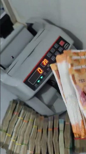 Money Counting Machine🤑💸💵🤑 #money#fakenotedetector #note #machine#currency#shorts#shortsfeed#viral