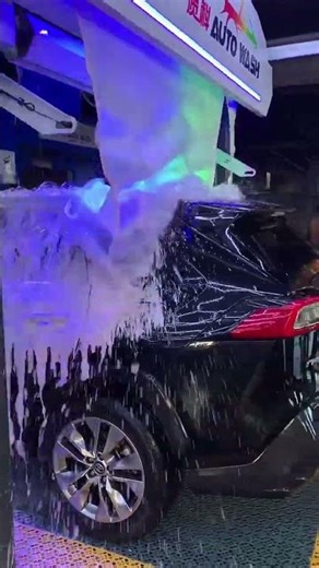 The fully automatic car wash machine washes the car really fast#trending #luxury #shorts