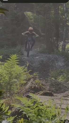 Redbull Hardline in Day 1 with Ronan Dunne🤘🏽🔥🤙🏾 #redbull #hardline #donwhillmtb