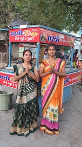 Gujarati Ladies Selling Chole Bhature | Denish Tanna