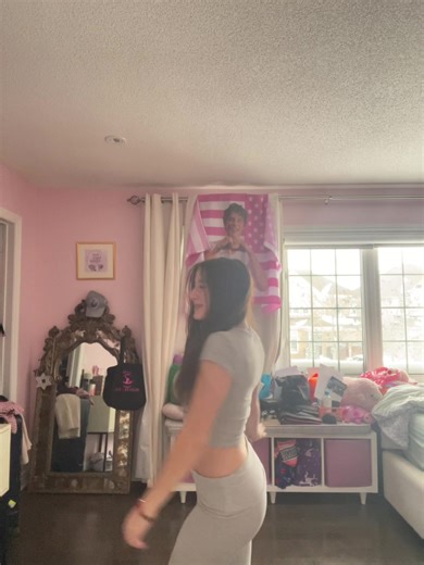 Zoe💝💝 (@zobodyknows..imhere)’s videos with Girlfriend - Avril Lavigne