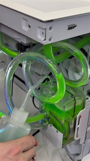 How to watercool your pc. We are building out this gaming pc and finishing up the project. Should we have black tubes and clear or all hardline? #custompc #custompcbuild #intel #phanteks #gamingpc