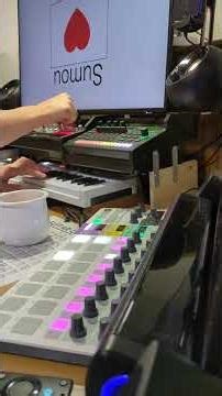 MASTER 1 : volca keys / volca bass / TR-6S / BeatStepPro / KeyStep 37 / LiveTrak L6