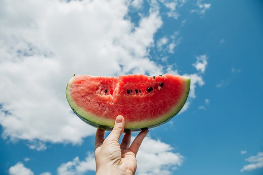Experts Explain The Hunger-Fullness Scale And How To Use It
