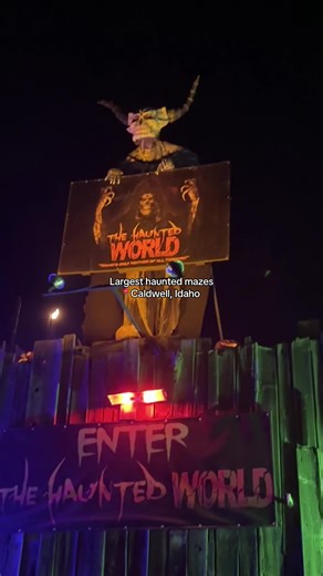 Exploring the Largest Haunted Mazes in Caldwell, Idaho