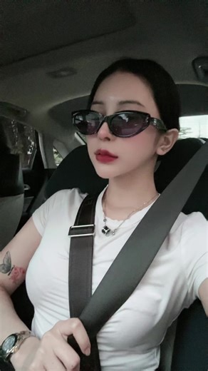 ella deroe (@rauexawty)’s videos with 原声 - Kelda Tobie