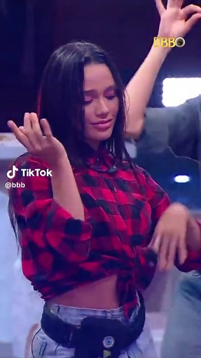 Eva no BBB25: A Dança que Encanta