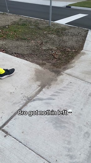 Bro actually has no vbucks #fyp #fortnite #viral