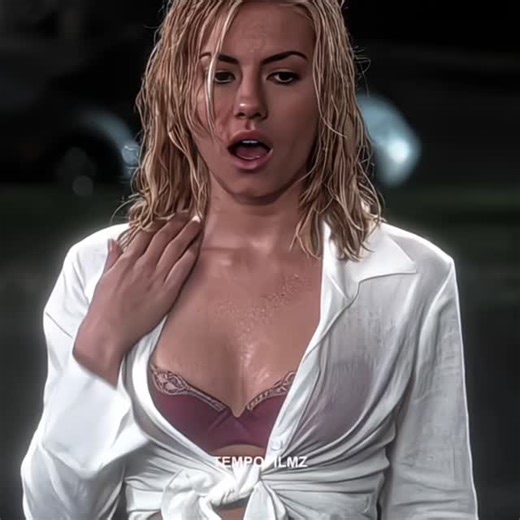 cinema clips on Instagram: "fun one 🎬: In Finding Nemo (2003), animators had such a realistic take on the underwater world that test audiences thought the backgrounds were live-action footage of the ocean. Pixar had to “dumb down” the realism a bit so viewers would believe it was animated! 🐠🌊"