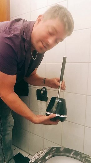 How to Use a Bidet Sprayer Effectively