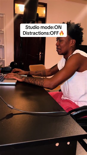 Studio mode:ON Distractions:OFF #ugandatiktok #studiosession #vyroota256 #lilpazo #oneblessingmadeit