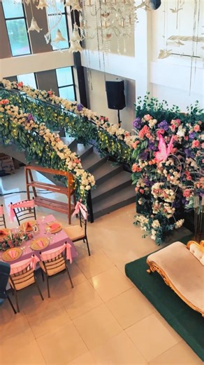 City lights. Cool breeze. Main character energy. ✨ This is your sign to escape the busy and vibe at Tyvo Overlooking Resort & Events Place Antipolo 🌃🏊‍♂️ From that breathtaking metro view to the poolside moments you’ll never stop posting — every corner is a whole mood. Perfect for staycations, birthdays, proposals, and unforgettable celebrations. 💫 Don’t just scroll… experience it. 📩 Book your date now and let’s make it happen at Tyvo! 🗒️ Our resort has a breathtaking view overlooking the M