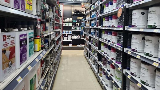 The Difference Between Mineral Spirits and Mineral Oil