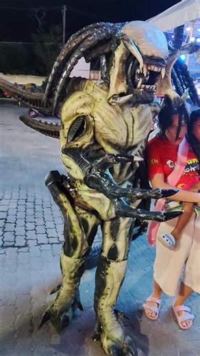 8.5K views · 167 reactions | เป็นเพื่อนเล่น | Aor predalien | Facebook