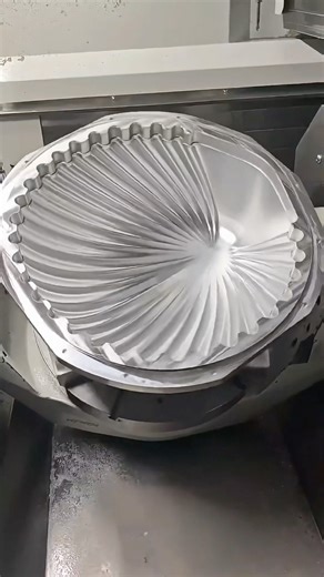 Machining a part that looks like a giant seashell …#cnc #cncmachining #machining