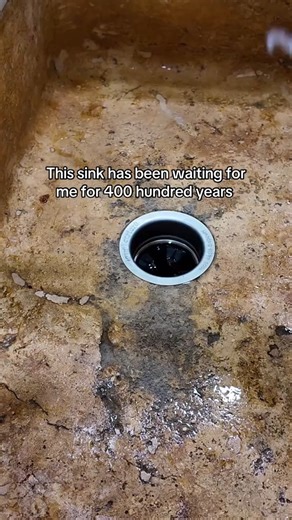 Mrs Messy on Instagram: "#sink #sinkcleaning #dragula #asmr #asmrcleaning"