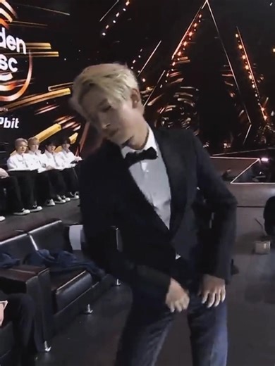 ‎#HEESEUNG WALK IS BACK! #enhypen#kpop#viral#goviral#trend#trending#yt#fyp#shorts#youtube‎