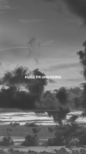 SHALINI KUTTI on Instagram: "The beauty girl in me is HAPPYYYYY 殺‍♀️ ofc whatever I am unable to keep in my collection will be yours so be sure to keep your eyes glued to my posts in the next few weeks (ALWAYS READ THE CAPTION) ♥️ There’s a limit on how many options I can add in the poll but vote for what you want a review on firsttt or leave a comment if your pick isn’t here ‍↔️ __ #minimalmakeup #minimalmakeupindia #easygrwm #everydaymakeup #urshaynesss"