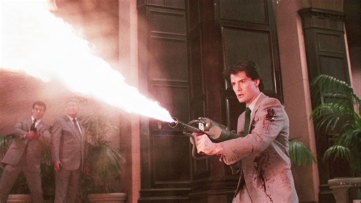 外星异形太能作死，寄生人类肆意杀戮，喜欢什么就直接抢，太不把地球人放在眼裡！科幻恐怖《隐藏杀手》