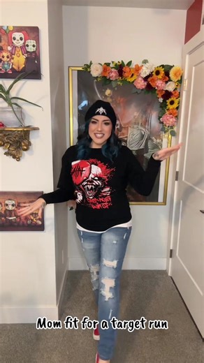 Mom ootd for a quick target run. 🤘🏼 #fromashestonew