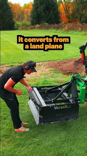 A true 2-in-1 attachment: Box Blade + Land Plane