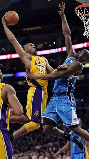 basket con b on Instagram: "¡KOBE DESTROZÓ A OKAFOR! 🤬✈️ ¿KOBE ES TOP-10 DE LA HISTORIA? Quiero leer tu opinión en los comentarios... 💬💯 SÍGUEME PARA MÁS EN @basketconb ✅ (🎥 vía @nbatown_ y 📸 vía @nba ) #nba #viral #shaq #shaquilleoneal #oneal #doncic #luka #LD77 #lukadoncic #viral #michaeljordan #jordan #MJ23 #kobe #kobebryant #blackmamba #bryant #parati #lebron #lebronjames #kingjames #james #magicjohnson #zion #zionwilliamson #kawhileonard #durant #kevindurant #KD7"