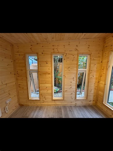 ❤️ Our Monarch Combi ❤️ A 12x10 Monarch Combi 😍😍😍 installed in London - another UPVC beauty! This one all wrapped up in the day by Dan and Kieron 👏 🙌 16mm tanalised loglap cladding 🙌 3x2 tanalised framework 🙌 Extra internal height 🙌 RAL 7016 UPVC double doors 🙌 RAL 7016 UPVC windows 🙌 Firestone rubber roof 🙌 Separate storage area 🙌 Internal cladding package to the summerhouse area, including insulation, Swedish redwood cladding, flooring lining and laminate flooring 🙌 Tanalised timb