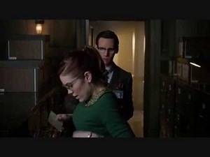Cory Michael Smith (The Riddler) in TV Series Gotham S01E20 Scene #2