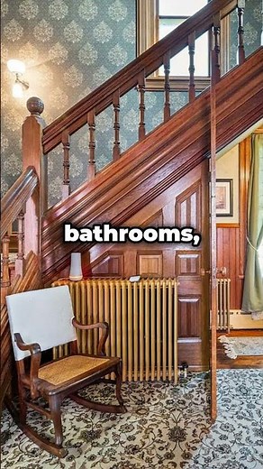 1884 Historic Fixer Upper Mansion in Salem!