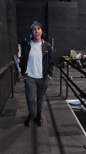 Behind the scenes of a New Year’s Eve balloon drop install 🎈 Big ceilings, big planning, big moments. #balloondrop #newyearsevedecor #eventinstallation #behindthescenes #eventdesign | The Balloon Guy