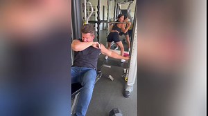 She Had No Idea He Was Right Behind Her During the Workout