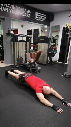 49 reactions | #gym #training #power 﫵 | Željko Terzić | Facebook