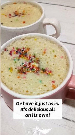 5-Minute Super Easy EGGLESS Vanilla Mug Cake Recipe | How to make Mug Cake in Microwave | #Shorts