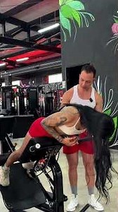 Does your hyperextension machine have this variation? #legdayworkout #legs #gymtips #personaltrainer