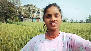 9.2K views · 147 reactions | Log gairon ka baat karte hain Maine apnon Ko aajmaya hai Log cato se Bach ke chalte Hain Maine phoolon se thokar khaya hai | Rajmati Parjapti | Facebook