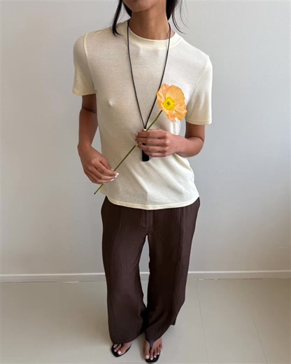 The feeling of Summer - pared back and easy. Designed for movement, for warmth, for now. | Alpha60