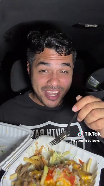 10k follower special video! Showing you guys THE best Carne Asada Fries in all of San Diego (my opinion) 🔥🔥🎉🥳🎉🎉🍾🍻🎊 Carne Asada Fries Food Review| Lemon Grove, CA #carneasadafries #horchata #10kfollowers😭😭😭😭 #bestcarneasadafries #foodreview