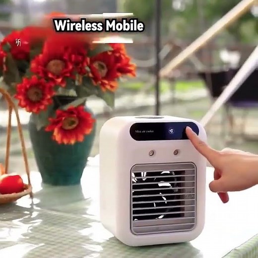 Portable Desk Spray Fan — Rechargeable Personal Air Cooler & Humidifier
