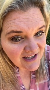 2.4K views · 29 reactions | Want to master floral design, create stunning wreaths, and grow your skills with expert guidance?  Join Kelea’s Design School (KDS)! Get exclusive tutorials, insider tips, and a supportive creative community to help you design like a pro—whether for fun or to sell! ✨ Join today & start creating with confidence! → https://www.keleasdesignschool.com/ | Kelea's | Facebook