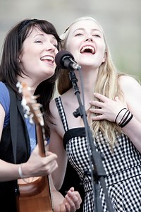 Canadian Singing/Songwriting Duo Dala Comes to the ECC Arts Center April 18