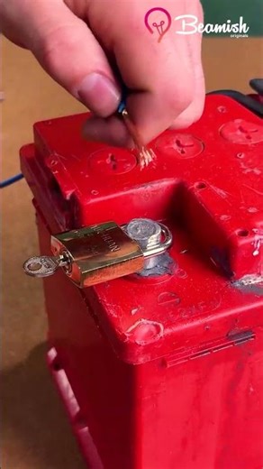 Battery terminal connection using padlock #diy #battery #connection #padlock #trick